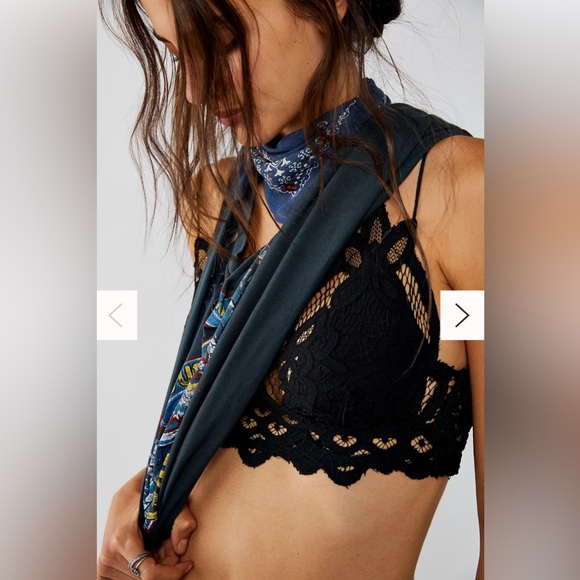 FP One Adella Crochet Lace Bra Crop Top Bralette in Black S/P - Picture 10 of 16